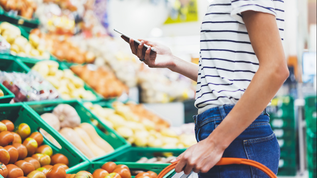 Shopping for a Future-Ready IT Environment? Why Retailers Should Buy Into IoT& AI Technologies